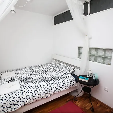 Apartment Dorcol Rooftop *